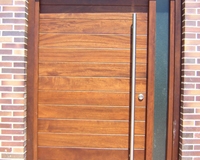 Puerta a medida